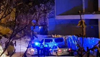 Tre të rinj plagosen me thikë në Sarandë, dy në pranga, një në kërkim (EMRAT)
