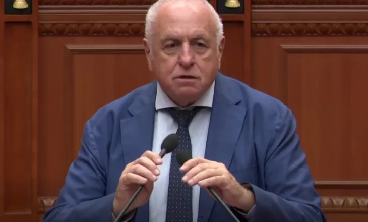 Tritan Shehu: Siguria kombëtare është ‘shtrirë për tokë’, e shkelur nga krimi e Vuçiç