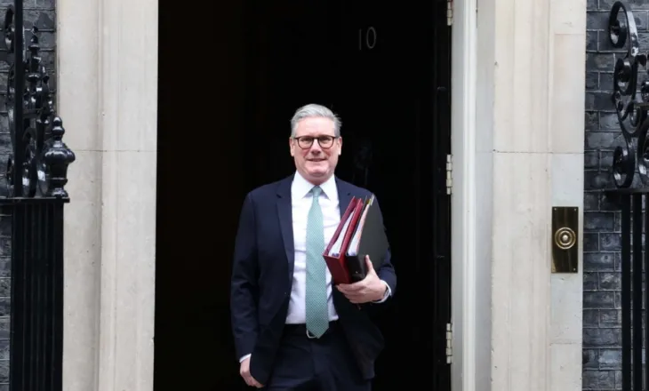 Tronditen laburistët në Angli, ish-kryeministri Keir Starmer jep dorëheqjen edhe si deputet!