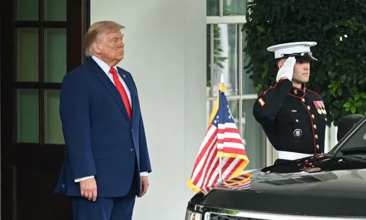 Trump i kërkon Rezervës Federale të ‘bëhet e zgjuar’, të ulë normat e interesit