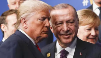 TRUMP komplimenton ERDOGANIN, por F-35 mbetet peng