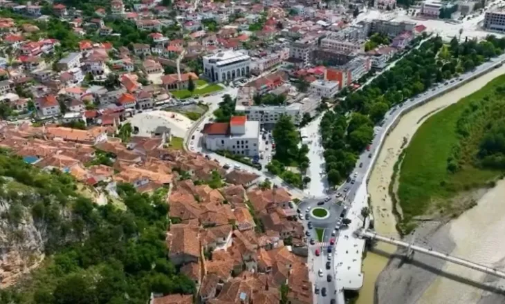 Turizmi në rritje, ministri Gonxhja: Mbi 9.4 milionë vizitorë të huaj në 8 muaj, Shqipëria destinacion!