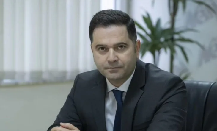 U kallëzua në SPAK nga gjyqtarët, ministri Malaj: Kam zbatuar ligjin…nga 3.7 e 6.5 milionë që i kanë, i duan pagat 9.9 mln