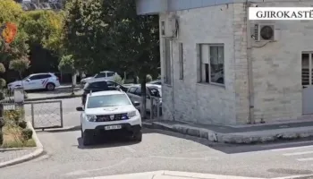 U kapën me mallra kontrabandë, dy të arrestuar në Gjirokastër (Emrat)