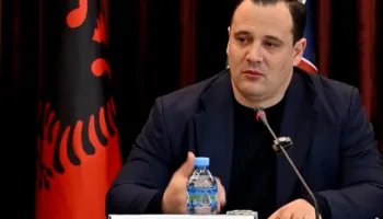 U shkarkua nga Veliaj, reagon Sulaj: Falenderoj Ramën: Do të mbështes kandidaturën e Manastirliut