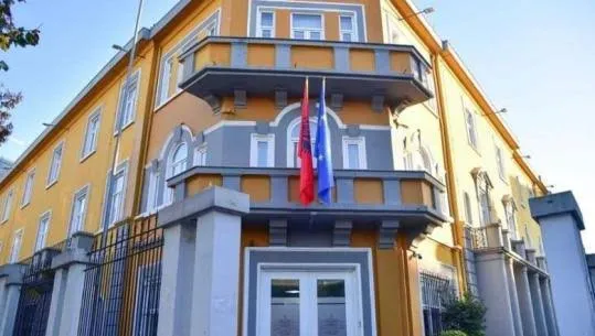 Udhëzimi i ri i Ministrisë së Arsimit, ndryshime dhe shtesa për njësimin e diplomave të shkollave të huaja në vend
