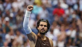 US Open: Alcaraz e Sabalenka avancojnë më tej, tenistët amerikanë “pushtojnë” çerekfinalet
