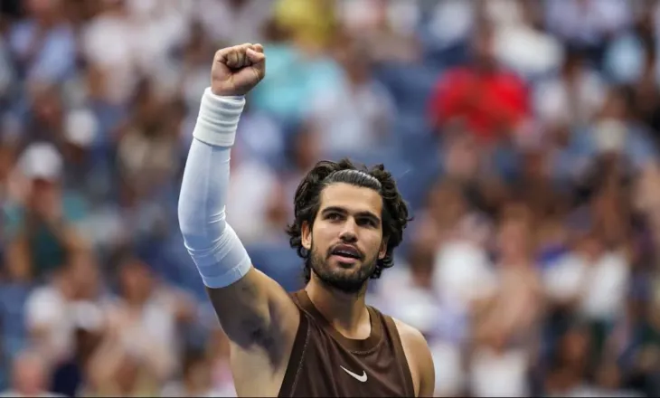 US Open: Alcaraz e Sabalenka avancojnë më tej, tenistët amerikanë “pushtojnë” çerekfinalet