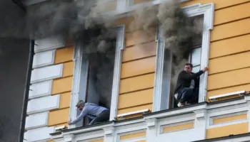 Valë e fuqishme dronësh mbi Ukrainë, goditet Akademia e Shkencave në Kiev! Shënohen disa viktima