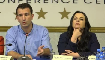 Veliaj nis fshesën anti Balluki në bashki