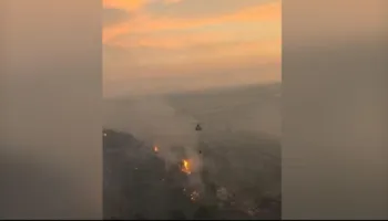 VIDEO/ 6 fshatra në Fier në luftë me flakët, Rama: Vijon ndërhyrja nga ajri. Urgjenca shëndetësore në gatishmëri të plotë