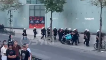 VIDEO/ Edi Rama nxjerr në rrugë forcat speciale kundër qytetarëve protestues