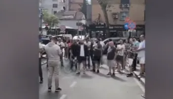 VIDEO/ Erion Velia’, si të duket qelia? Protestuesit festojnë vendimin e Gjykatës së Lartë