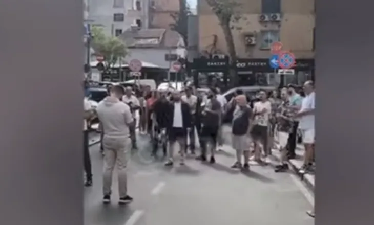 VIDEO/ Erion Velia’, si të duket qelia? Protestuesit festojnë vendimin e Gjykatës së Lartë