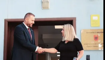 VIDEO/ Kreu i AMP takim me ambasadoren e Izraelit, Galit Peleg: Fokus te integriteti dhe forcimi i bashkëpunimit