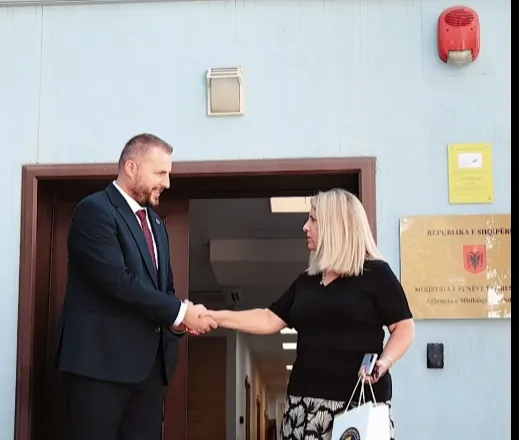 VIDEO/ Kreu i AMP takim me ambasadoren e Izraelit, Galit Peleg: Fokus te integriteti dhe forcimi i bashkëpunimit