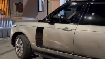VIDEO/ Përplasja në Orikum mes biznesmenëve, publikohen pamjet e mjetit të dytë të bllokuar nga policia në Fier, drejtohej nga kosovari i arrestuar