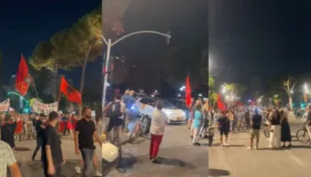VIDEO/ Thellohet përçarja, protesta ndahet përfundimisht në dy grupime