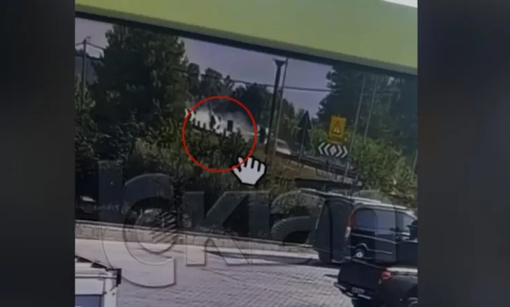 Video tronditëse! Ky është momenti i aksidentit ku humbi jetën gazetari 26-vjeçar Xhejson Zogu