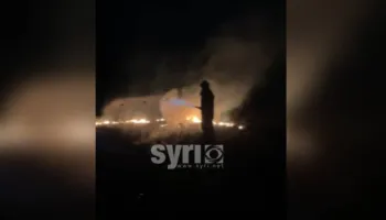 VIDEO/ Zjarr në fushën e Lazaratit