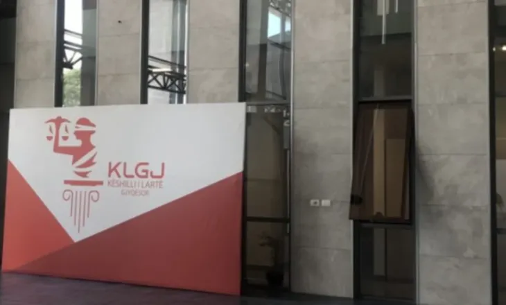 Vijon përplasja për pagat/ KLGJ letër Ministrisë së Financave: Ekzekutoni rrogat e gushtit për gjyqtarët, zbatoni vendimin e Kushtetueses