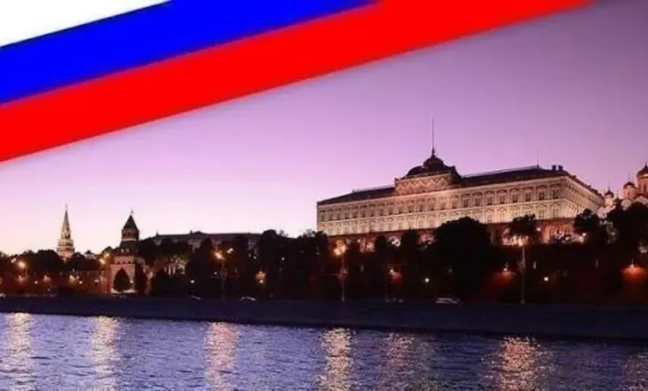 Vizita e të dërguarve të Trump në Moskë/ Kremlini: SHBA mund t’i kërkojë Kievit ndalimin e sulmeve