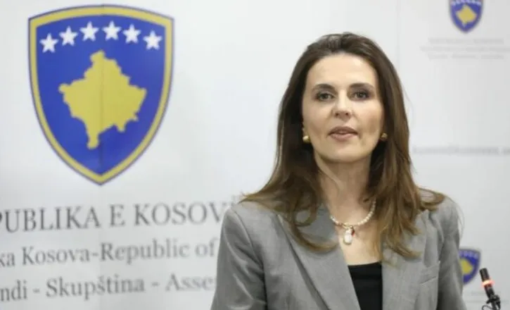 Vlora Çitaku reagon pas dënimit të ish-krerëve të UÇK-së në Hagë: Kosova nuk ka luksin të presë, duhet të reagojë!