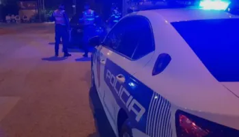 Vodhi makinën e ndaluar në rrugë, arrestohet 48-vjeçari në Pogradec
