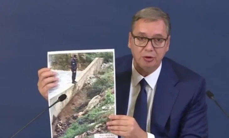 Vuçiç i pakënaqur me 81 vite burg ndaj ish-krerëve të UÇK-së, del në konferencë dhe ankohet: Nuk janë dënuar për krime kundër njerëzimit!