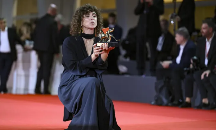 “Woman Unknown” me regji të kineastes daneze May el-Toukhy, fiton Luanin e Artë në Festivalin e Venecias