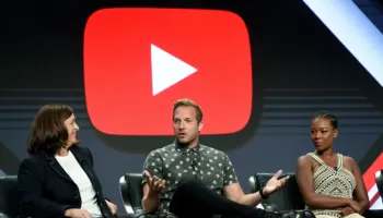 YouTube prezanton një model të ri të bazuar në ekspozim, ku mjafton të mbani kursorin mbi video që ajo të llogaritet si shikim –