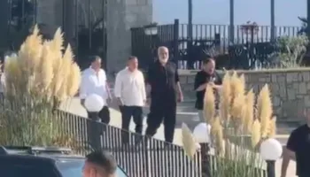 Zbardhen detaje nga mbledhja e Ramës në Vilën e Kuqe: Ja detyrat që iu caktoi ministrave dhe drejtuesve politikë