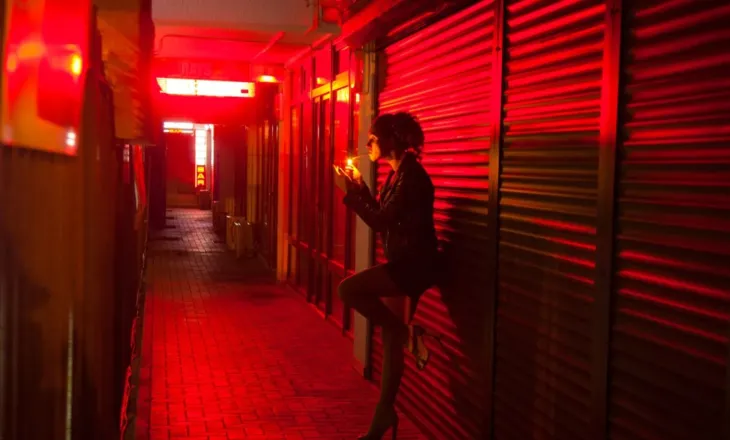 Zbulohet “çerdhja” e prostitucionit në Tiranë, në pranga dy braziliane dhe një kolumbiane