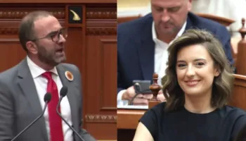 Zegjineja debat me Bardhin pas mesnate! Demokrati: A t’u martua daja ty? Çaushi: Shiko hallin tënd Gazo