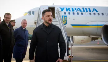 Zelensky paralajmëron kompanitë ajrore: Qielli rus po bëhet i rrezikshëm, shmangeni hapësirën e tyre!