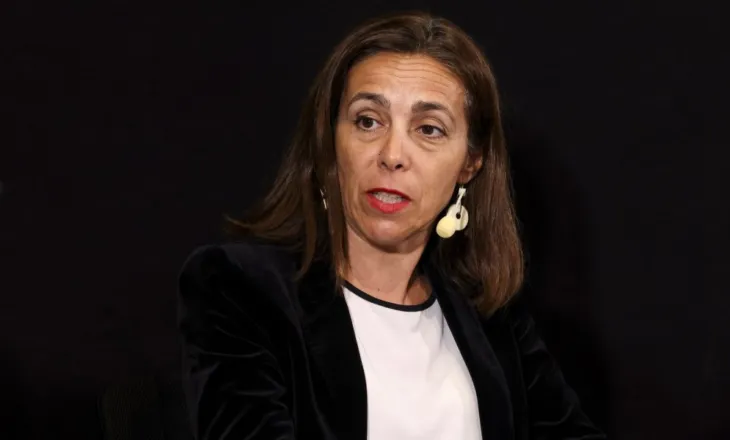 Zëvendëson Silvio Gonzaton, ambasadorja e re e BE-së mbërrin në Shqipëri