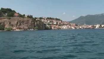 Zhduket një 32-vjeçar në ujërat e liqenit të Ohrit