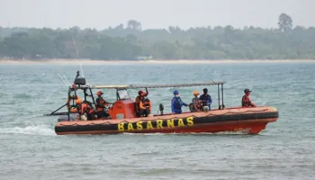 Zhduket trageti në Indonezi, një i vdekur dhe 103 të shpëtuar –