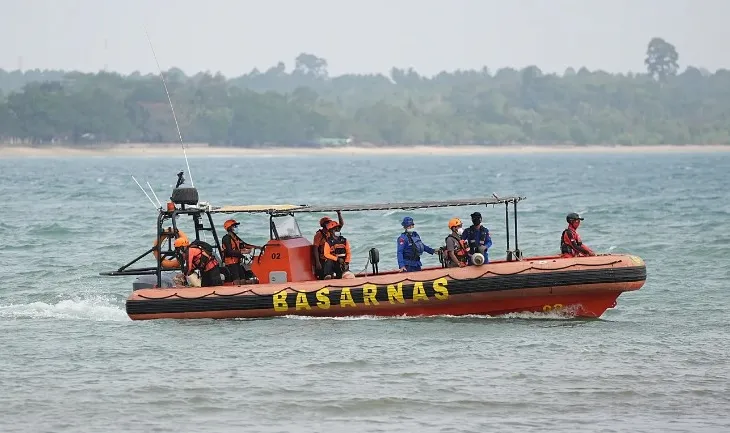 Zhduket trageti në Indonezi, një i vdekur dhe 103 të shpëtuar –