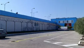 Zhdukja e celularit të kapur si provë material në Burgun e Fierit, pezullohen 4 punonjës të IEVP