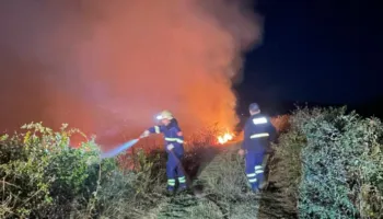 Zjarr në fushën e Lazaratit