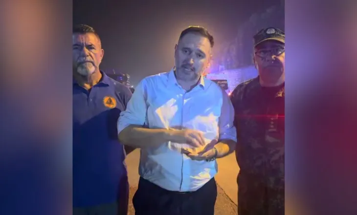 Zjarret në Levan të Fierit, Ministri Nufi në terren: Situata është nën kontroll!