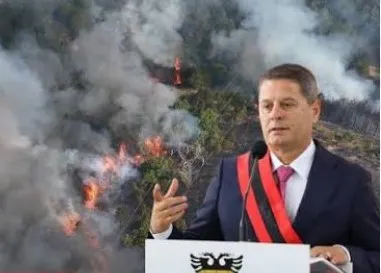 Zjarret në Lezhë dogjën banesa në Kalivaç dhe Zimaj, kryebashkiaku Ndreu: Situata po vihet nën kontroll!