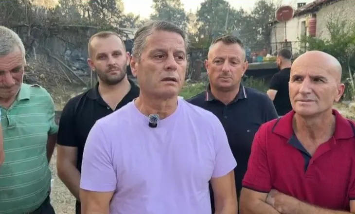 Zjarri në Kalivaç, kryebashkiaku Ndreu: Dëme të shumta në disa banesa, situata është në përmirësim