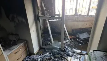 Zjarri përfshin banesën në Bulqizë, fqinjtë shpëtojnë personin me aftësi të kufizuara
