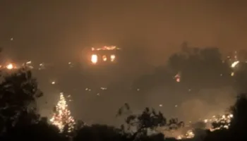 Zjarri vijon të djegë Himarën, Berisha: Kukulla e Ramës asnjë fjalë në buletinin e darkës! Turp dhe krim