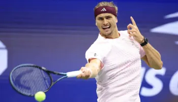 Zverev avancon në raundin e katërt të US Open, kualifikohen edhe Osaka, Gauff, Swiatek e Rybakina