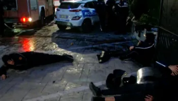 10 efektivë të plagosur në Komisariatin Nr.3, Hita: Zjarri rrezikoi edhe të shoqëruarit në qeli
