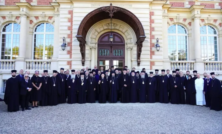 10-Vjetori i Sinodit të Shenjtë, Kryepeshkopi Joani merr pjesë në Konferencën Ndërkombëtare në Francë: Perspektiva e ardhshme për unitet dhe bashkëpunim