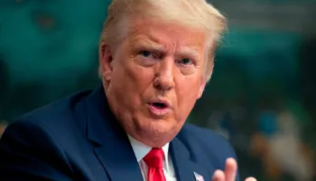 30 ditë para zgjedhjeve/ Demokratët i afrohen kontrollit të Kongresit, Trump rrezikon humbjen